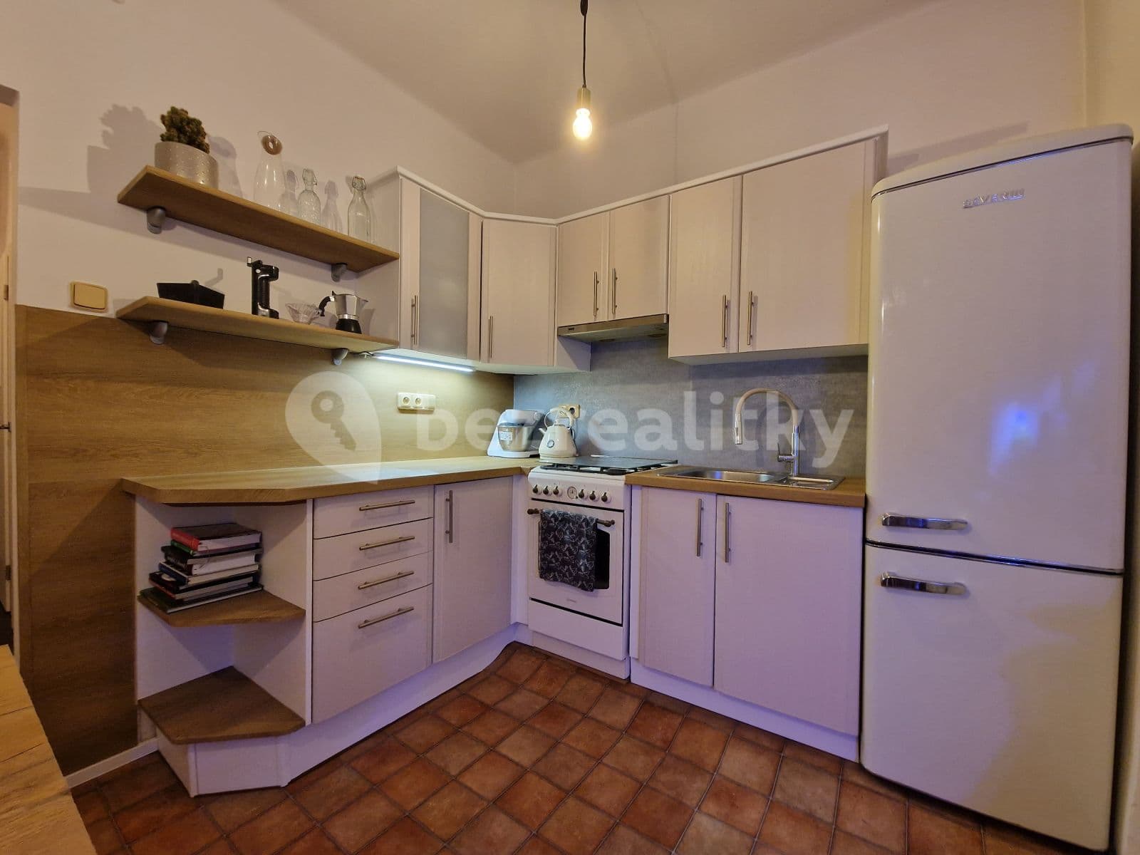 Pronájem bytu 3+1 73 m², Chlumčanského, Praha, Praha Pronájem bytu 3+1 73 m², Chlumčanského, Praha, Praha