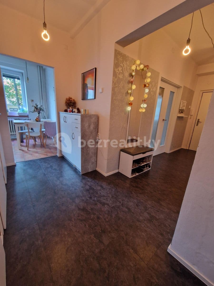 Pronájem bytu 3+1 73 m², Chlumčanského, Praha, Praha Pronájem bytu 3+1 73 m², Chlumčanského, Praha, Praha