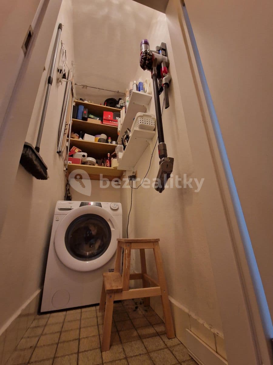 Pronájem bytu 3+1 73 m², Chlumčanského, Praha, Praha Pronájem bytu 3+1 73 m², Chlumčanského, Praha, Praha