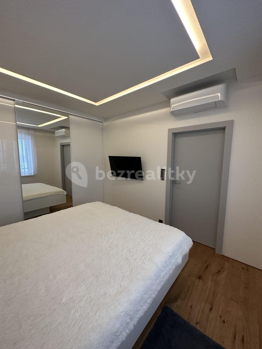 Pronájem bytu 2+kk 56 m², Kociánka, Brno, Jihomoravský kraj Pronájem bytu 2+kk 56 m², Kociánka, Brno, Jihomoravský kraj