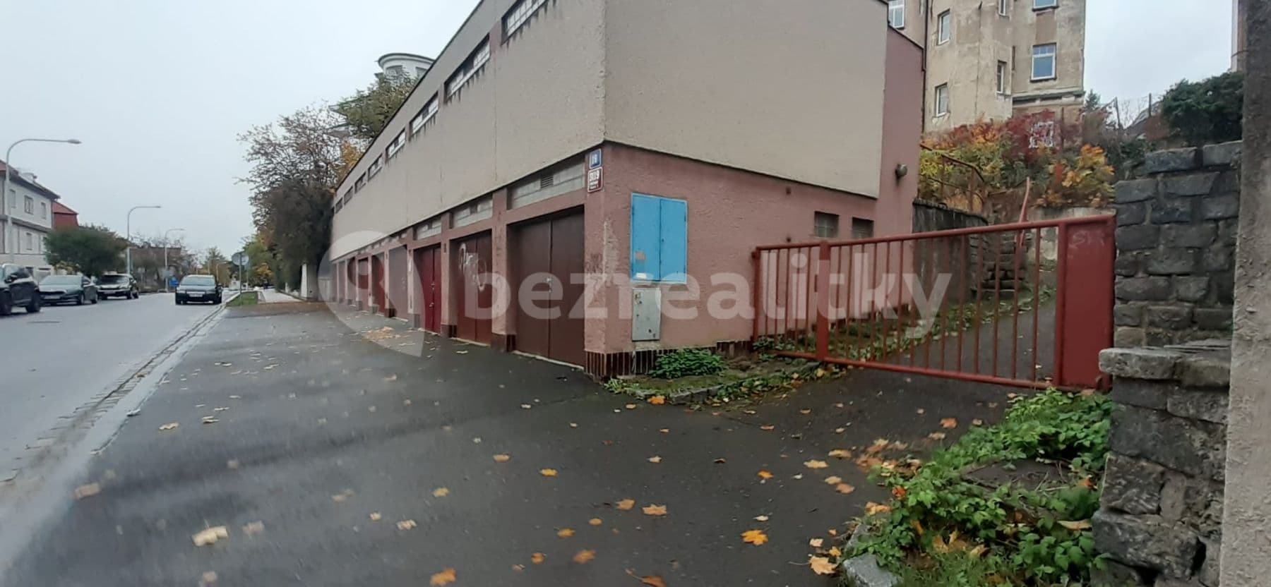 Pronájem garáže 18 m², Nad Santoškou, Praha, Praha Pronájem garáže 18 m², Nad Santoškou, Praha, Praha