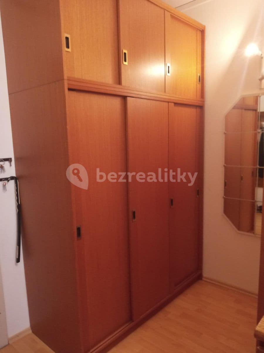 Pronájem bytu 3+1 65 m², Bořetická, Brno, Jihomoravský kraj Pronájem bytu 3+1 65 m², Bořetická, Brno, Jihomoravský kraj