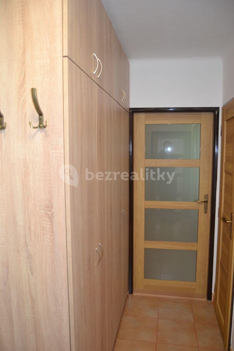 Pronájem bytu 3+1 56 m², Velká Hradební, Ústí nad Labem, Ústecký kraj Pronájem bytu 3+1 56 m², Velká Hradební, Ústí nad Labem, Ústecký kraj