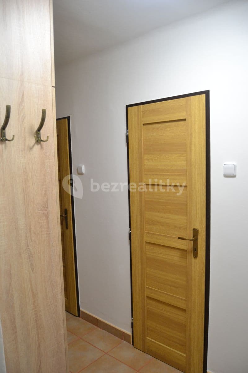 Pronájem bytu 3+1 56 m², Velká Hradební, Ústí nad Labem, Ústecký kraj Pronájem bytu 3+1 56 m², Velká Hradební, Ústí nad Labem, Ústecký kraj