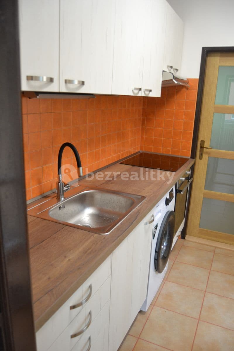 Pronájem bytu 3+1 56 m², Velká Hradební, Ústí nad Labem, Ústecký kraj Pronájem bytu 3+1 56 m², Velká Hradební, Ústí nad Labem, Ústecký kraj