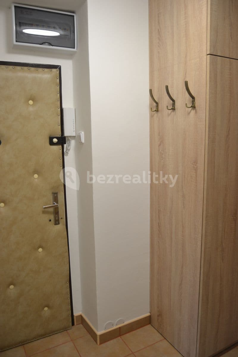 Pronájem bytu 3+1 56 m², Velká Hradební, Ústí nad Labem, Ústecký kraj Pronájem bytu 3+1 56 m², Velká Hradební, Ústí nad Labem, Ústecký kraj