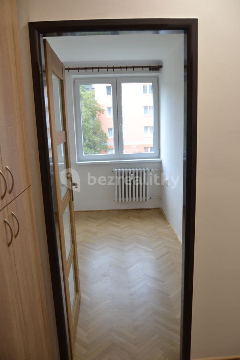 Pronájem bytu 3+1 56 m², Velká Hradební, Ústí nad Labem, Ústecký kraj Pronájem bytu 3+1 56 m², Velká Hradební, Ústí nad Labem, Ústecký kraj
