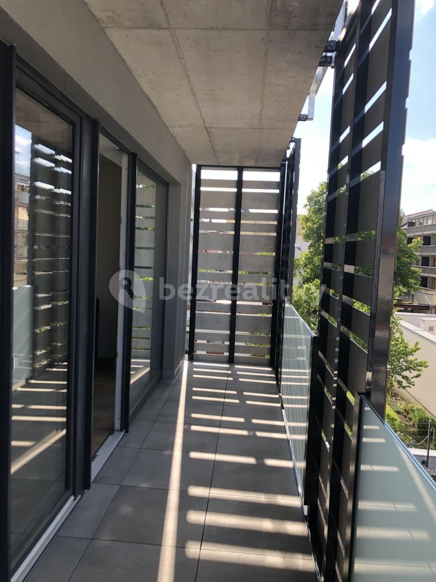 Pronájem bytu 2+kk 65 m², Nová, České Budějovice, Jihočeský kraj Pronájem bytu 2+kk 65 m², Nová, České Budějovice, Jihočeský kraj