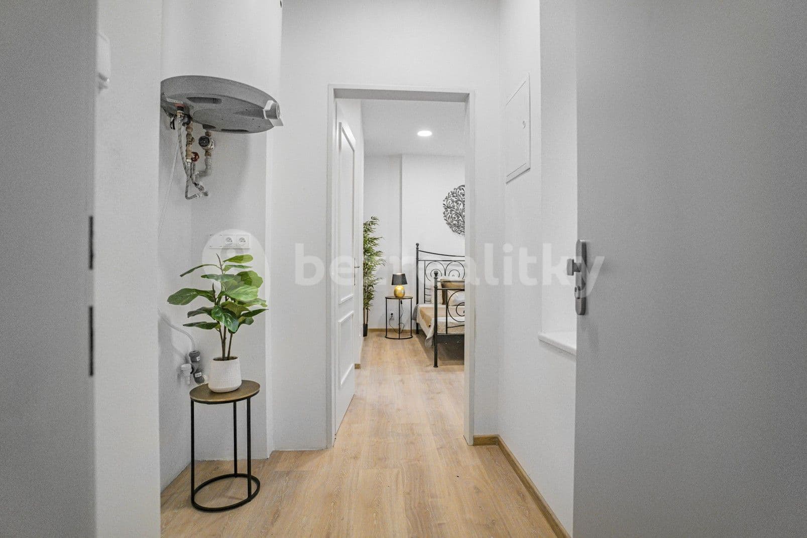 Pronájem bytu 1+kk 20 m², Kováků, Praha, Praha Pronájem bytu 1+kk 20 m², Kováků, Praha, Praha