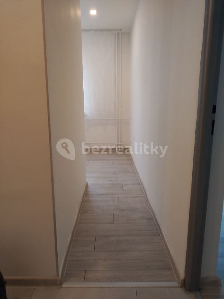 Pronájem bytu 2+1 54 m², Patrice Lumumby, Ostrava, Moravskoslezský kraj Pronájem bytu 2+1 54 m², Patrice Lumumby, Ostrava, Moravskoslezský kraj