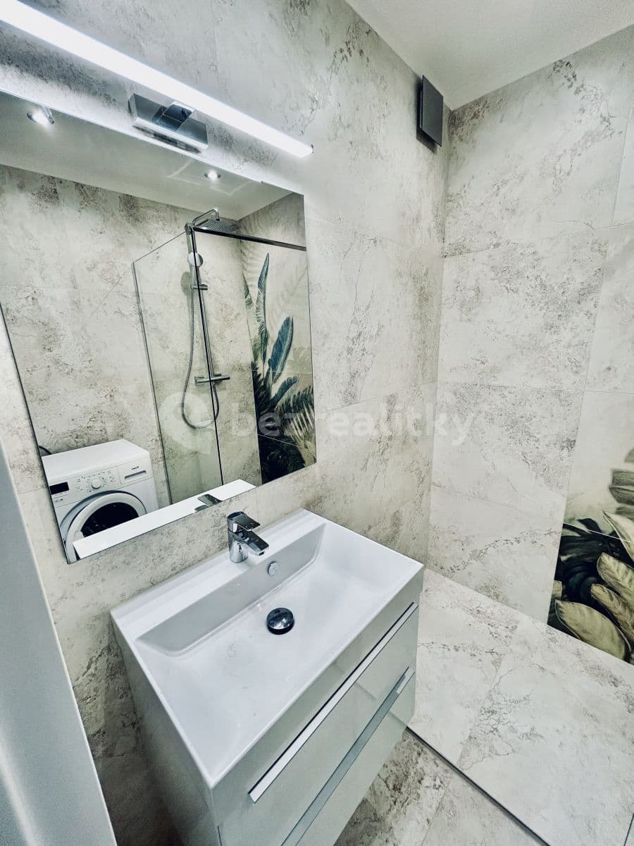 Pronájem bytu 3+kk 68 m², Prosluněná, Praha, Praha Pronájem bytu 3+kk 68 m², Prosluněná, Praha, Praha