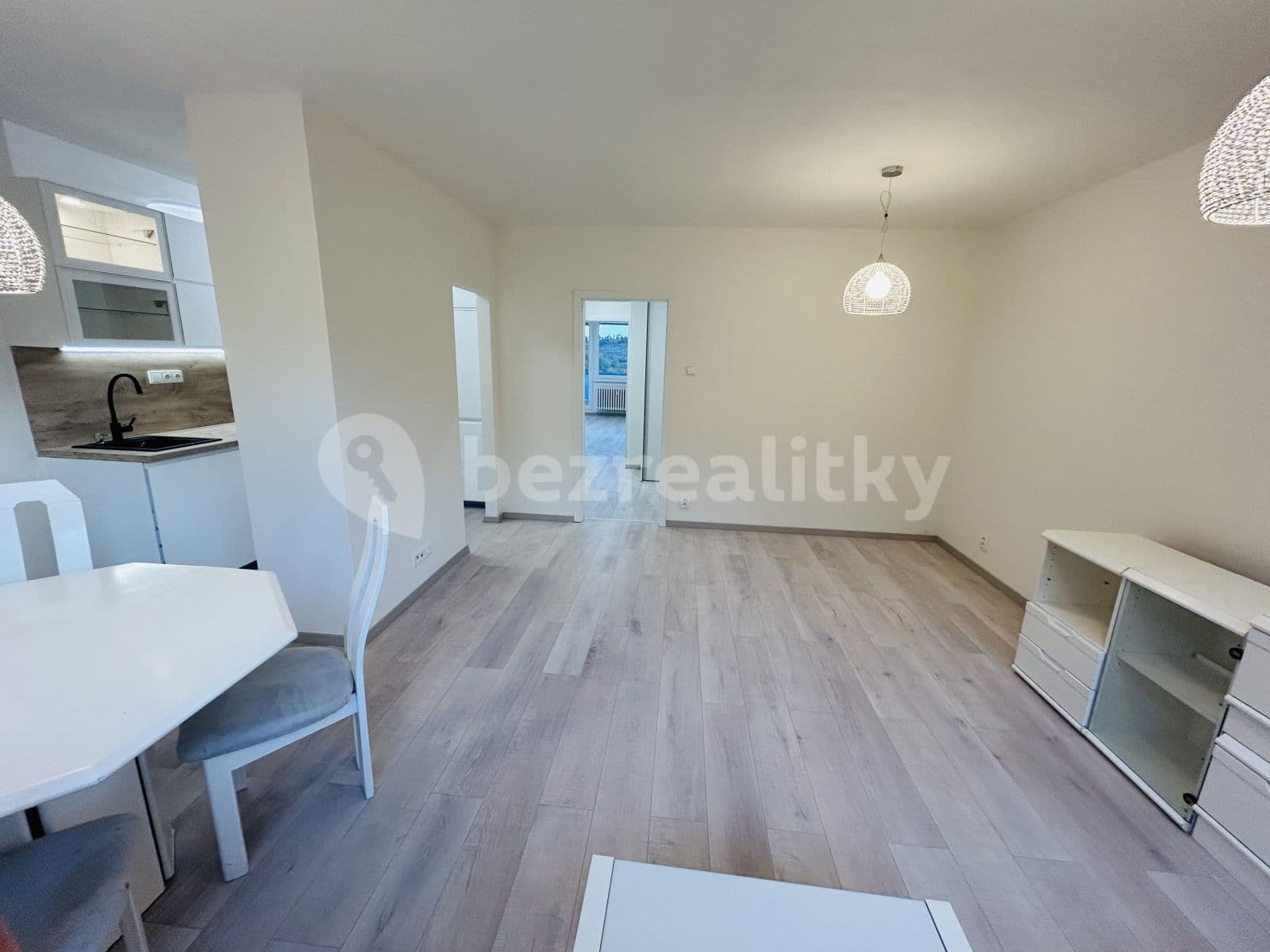 Pronájem bytu 3+kk 68 m², Prosluněná, Praha, Praha Pronájem bytu 3+kk 68 m², Prosluněná, Praha, Praha
