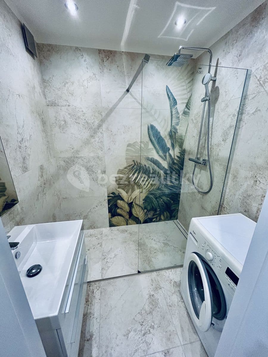 Pronájem bytu 3+kk 68 m², Prosluněná, Praha, Praha Pronájem bytu 3+kk 68 m², Prosluněná, Praha, Praha