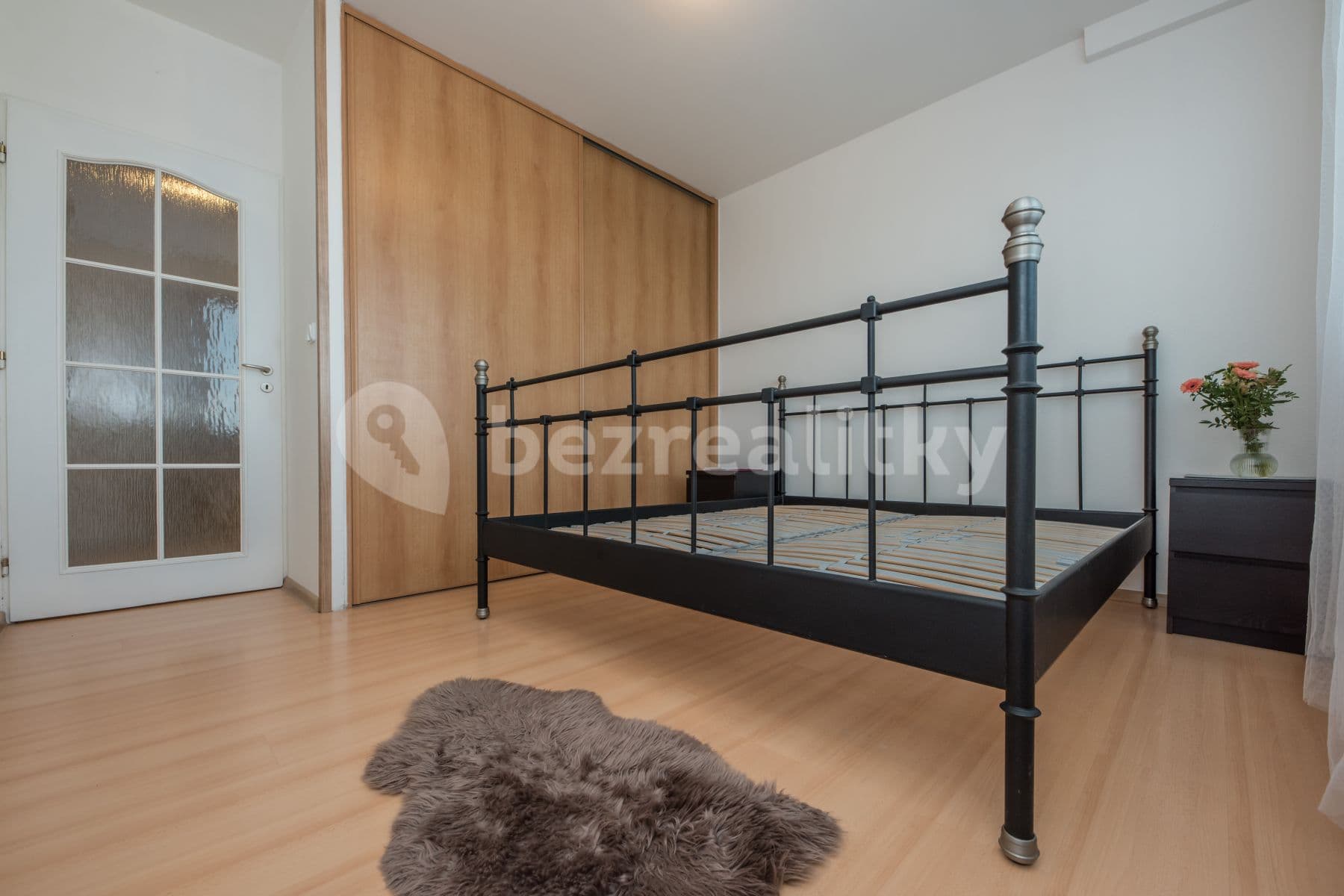 Pronájem bytu 2+kk 40 m², Štúrova, Praha, Praha Pronájem bytu 2+kk 40 m², Štúrova, Praha, Praha