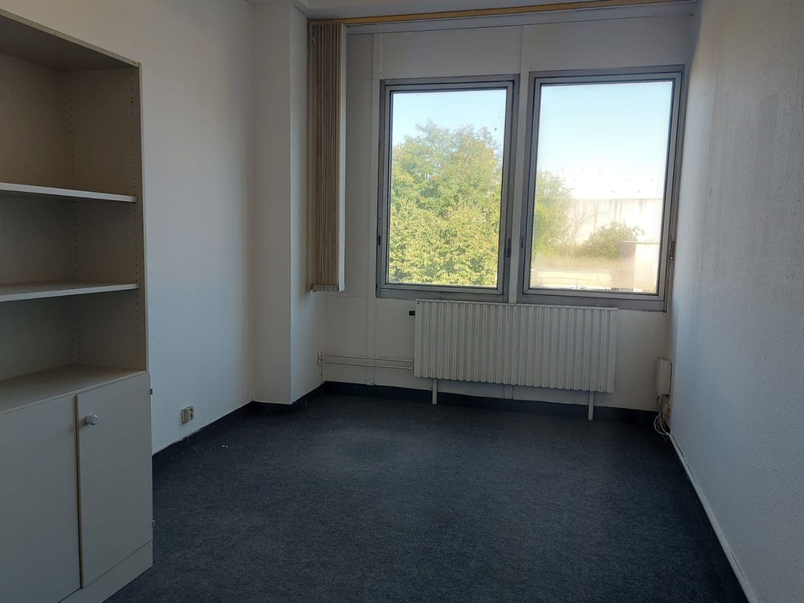 Pronájem kanceláře 20 m², Za Mototechnou, Praha, Praha Pronájem kanceláře 20 m², Za Mototechnou, Praha, Praha