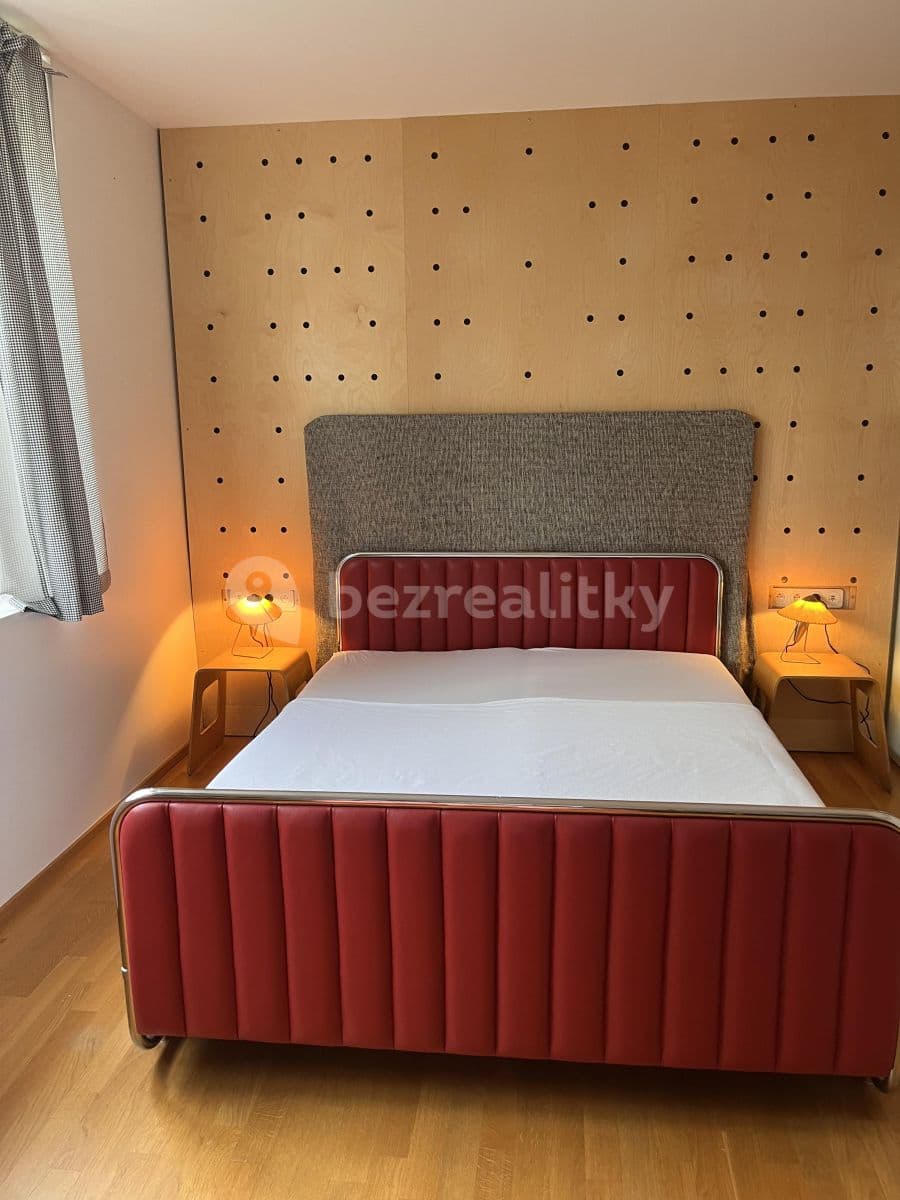 Pronájem bytu 1+kk 24 m², Vápencová, Praha, Praha Pronájem bytu 1+kk 24 m², Vápencová, Praha, Praha