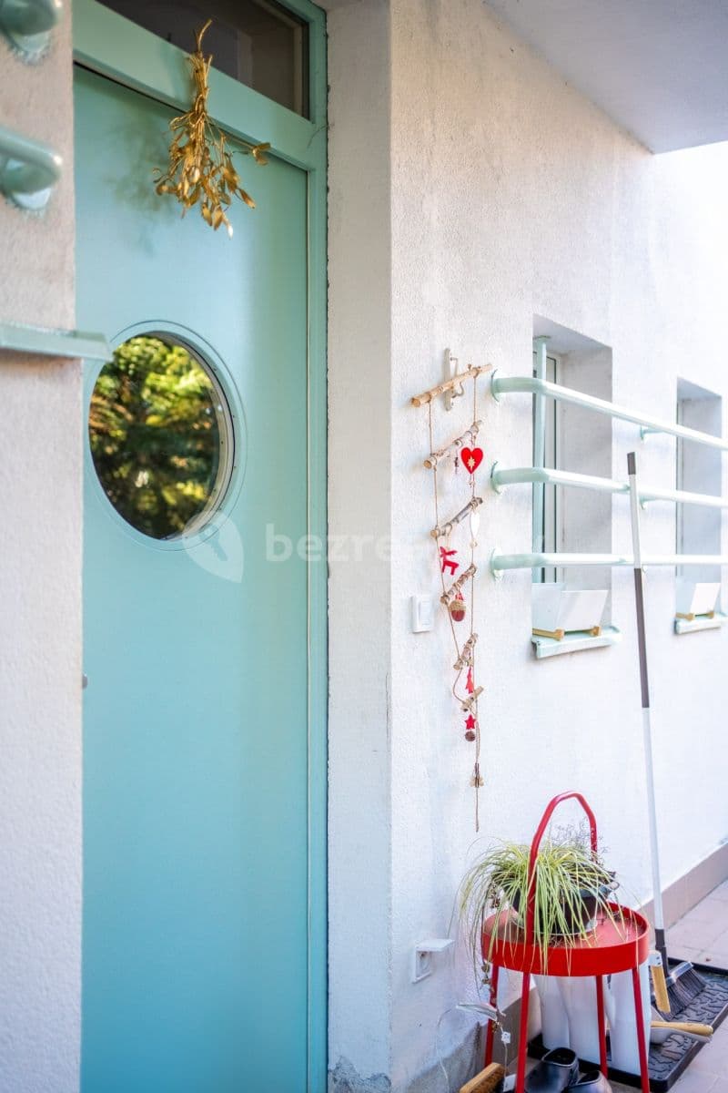 Pronájem bytu 1+kk 24 m², Vápencová, Praha, Praha Pronájem bytu 1+kk 24 m², Vápencová, Praha, Praha