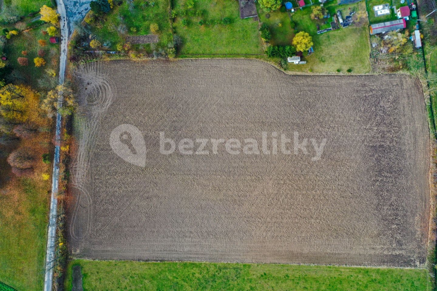 Prodej pozemku 3.802 m², Hradešice, Plzeňský kraj