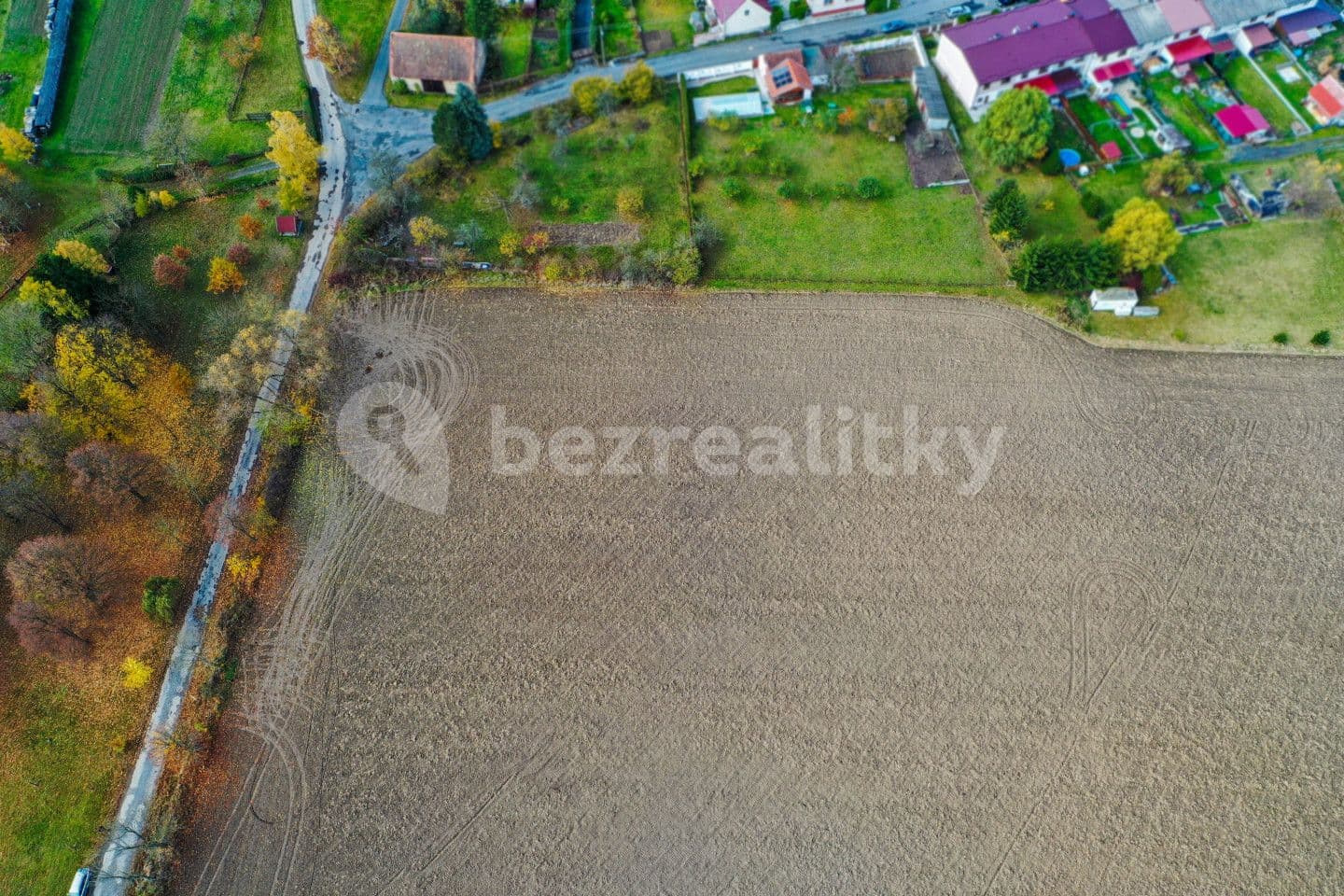 Prodej pozemku 3.802 m², Hradešice, Plzeňský kraj