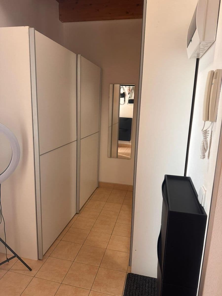 Pronájem bytu 2+kk 45 m², Brno, Jihomoravský kraj Pronájem bytu 2+kk 45 m², Brno, Jihomoravský kraj