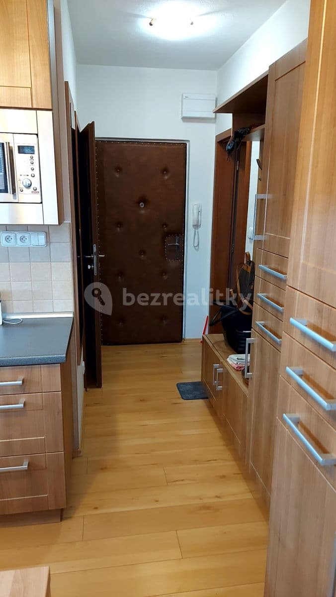 Pronájem bytu 1+1 31 m², Boženy Hrejsové, Strážnice, Jihomoravský kraj Pronájem bytu 1+1 31 m², Boženy Hrejsové, Strážnice, Jihomoravský kraj