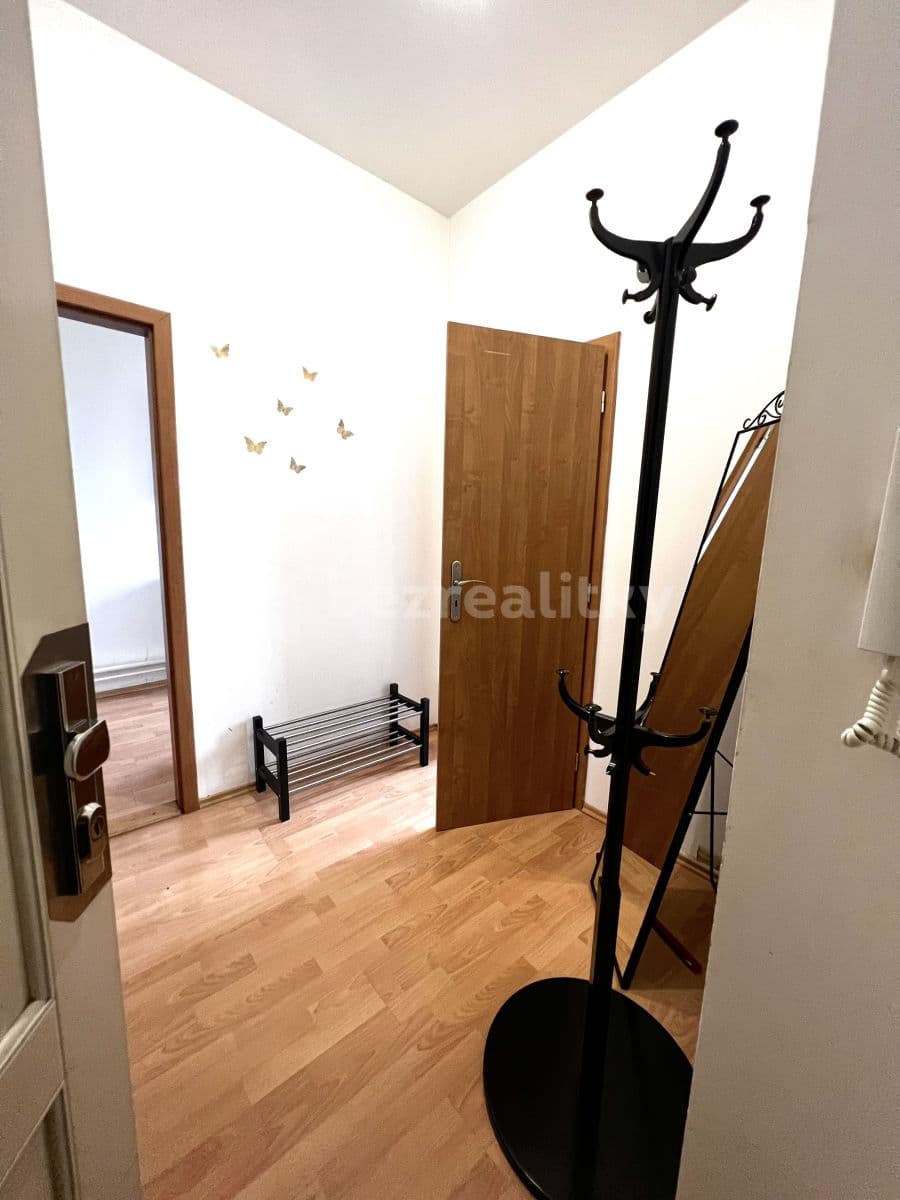 Pronájem bytu 1+1 50 m², Tylovo náměstí, Praha, Praha Pronájem bytu 1+1 50 m², Tylovo náměstí, Praha, Praha