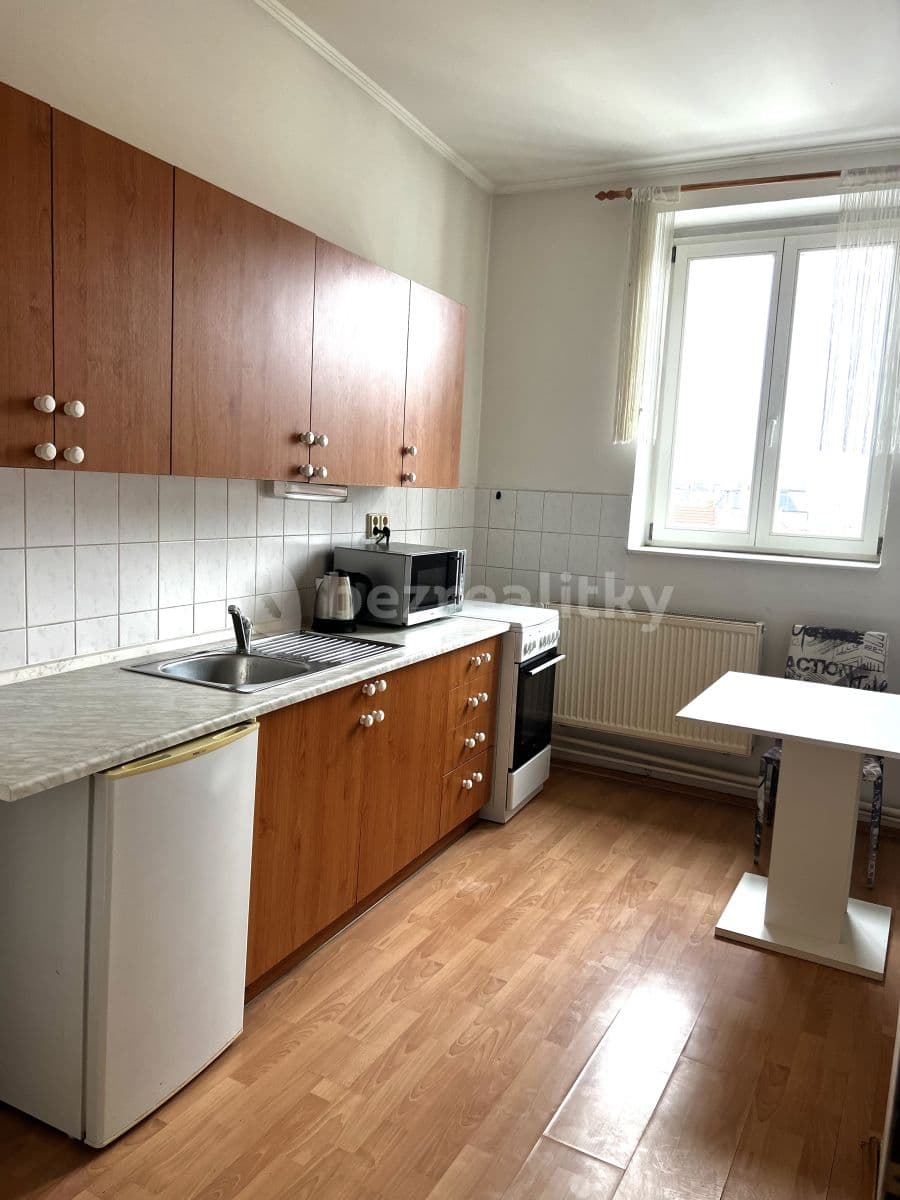 Pronájem bytu 1+1 50 m², Tylovo náměstí, Praha, Praha Pronájem bytu 1+1 50 m², Tylovo náměstí, Praha, Praha