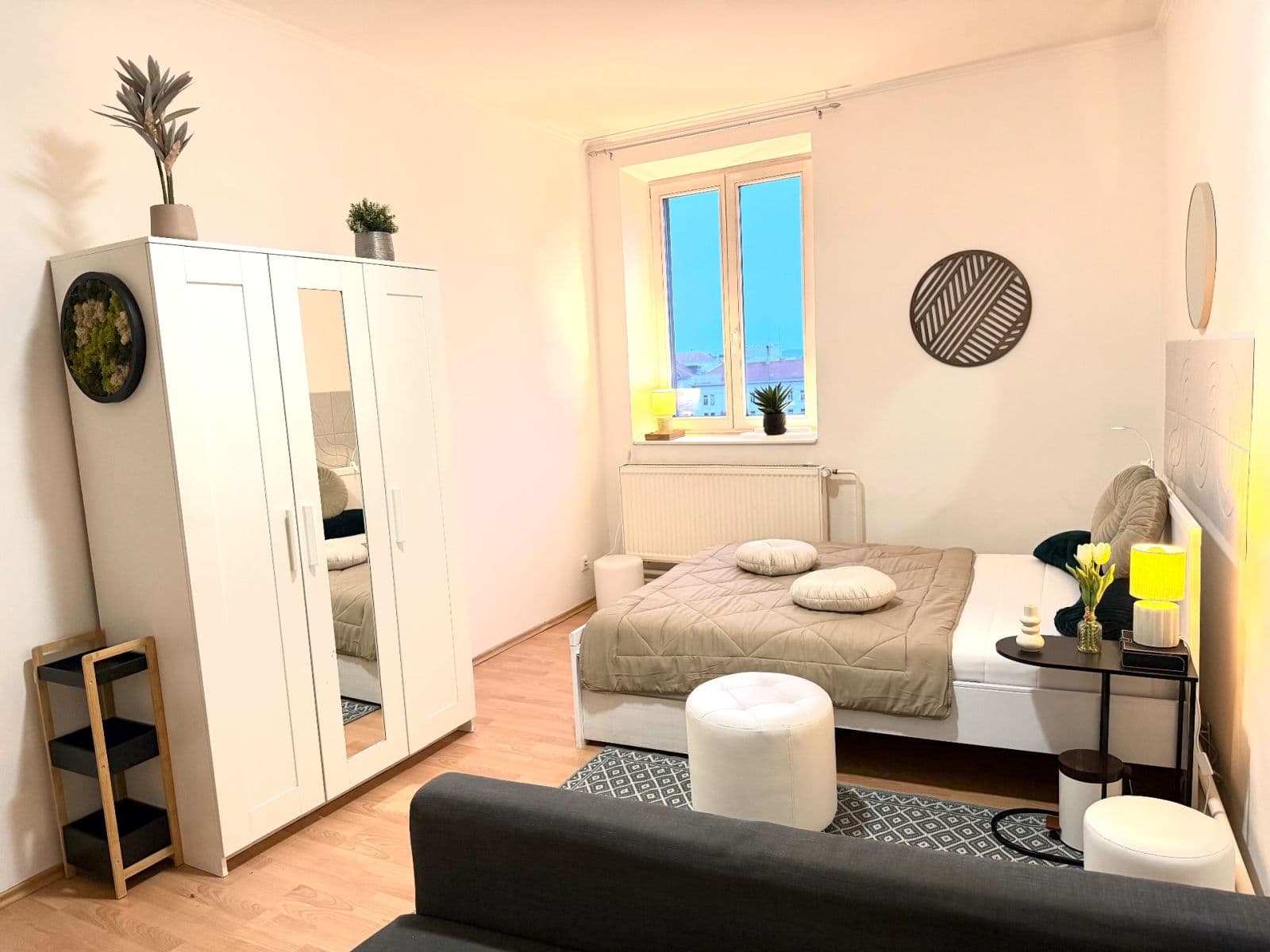 Pronájem bytu 1+1 52 m², Tylovo náměstí, Praha, Praha Pronájem bytu 1+1 52 m², Tylovo náměstí, Praha, Praha