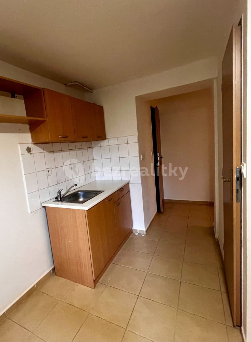 Pronájem bytu 1+kk 24 m², Velkomoravská, Olomouc, Olomoucký kraj Pronájem bytu 1+kk 24 m², Velkomoravská, Olomouc, Olomoucký kraj