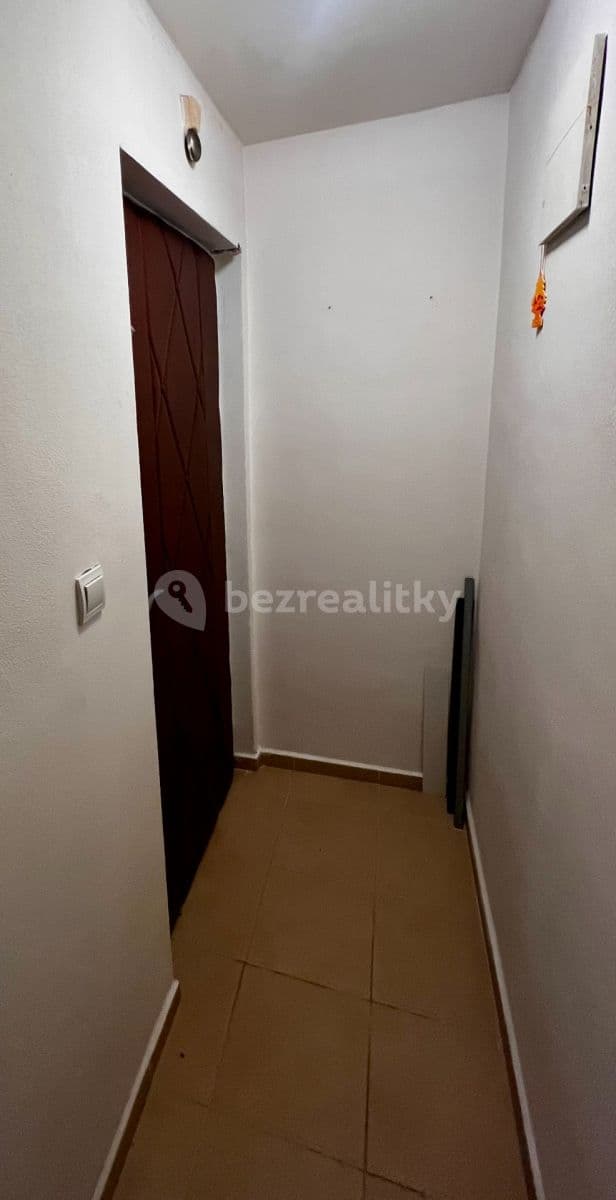 Pronájem bytu 1+kk 24 m², Velkomoravská, Olomouc, Olomoucký kraj Pronájem bytu 1+kk 24 m², Velkomoravská, Olomouc, Olomoucký kraj