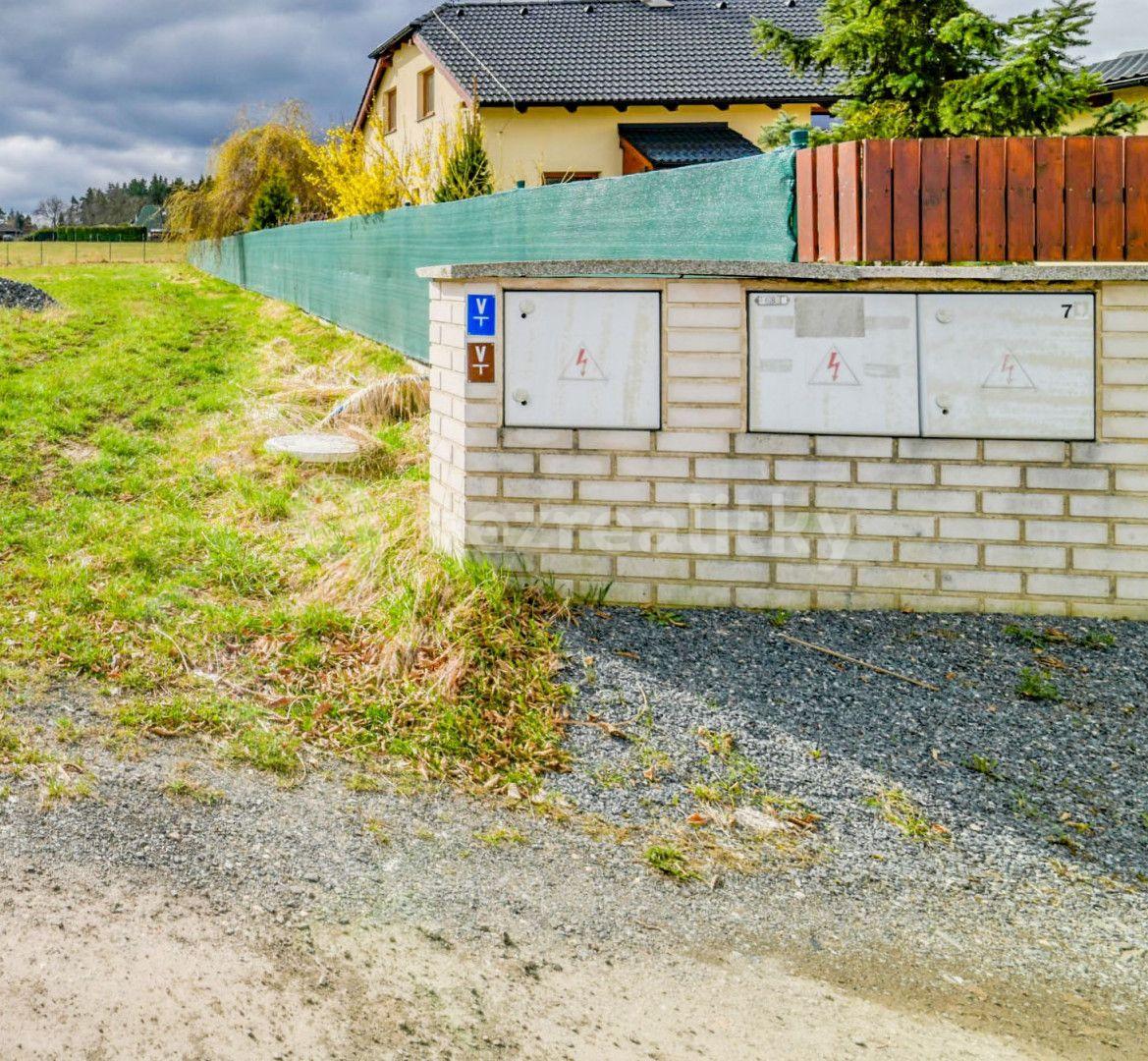 Prodej pozemku 1.393 m², Svojetice, Středočeský kraj