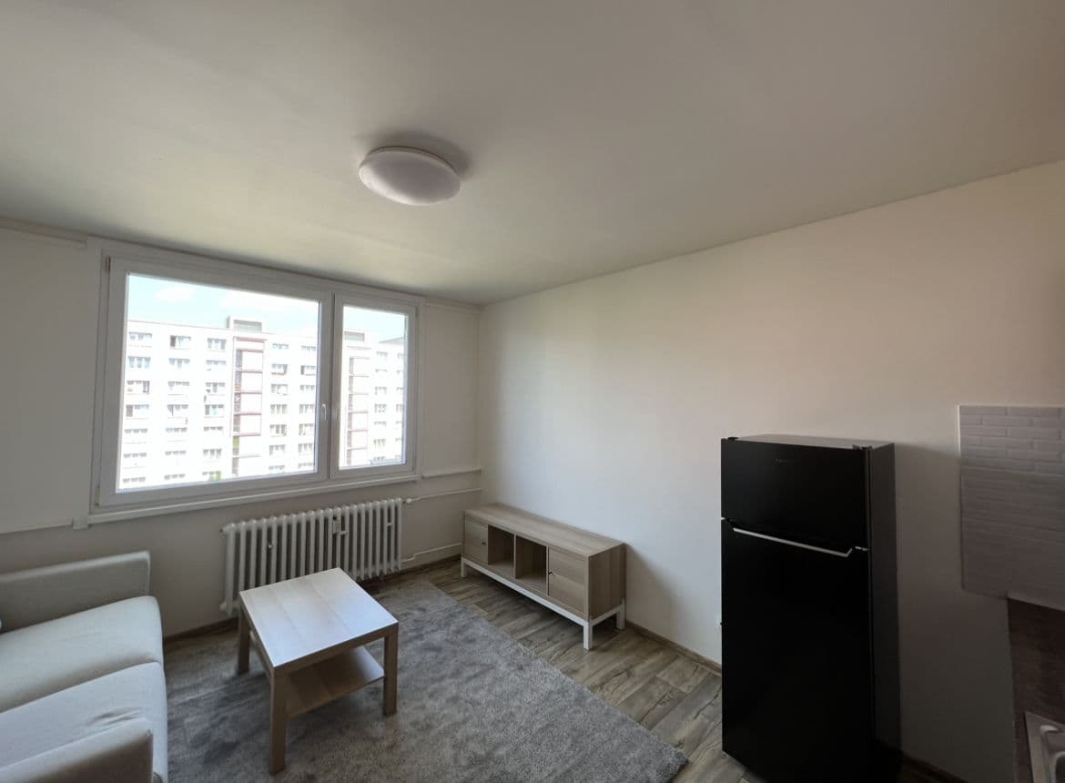 Pronájem bytu 1+kk 21 m², Ladova, Ústí nad Labem, Ústecký kraj Pronájem bytu 1+kk 21 m², Ladova, Ústí nad Labem, Ústecký kraj