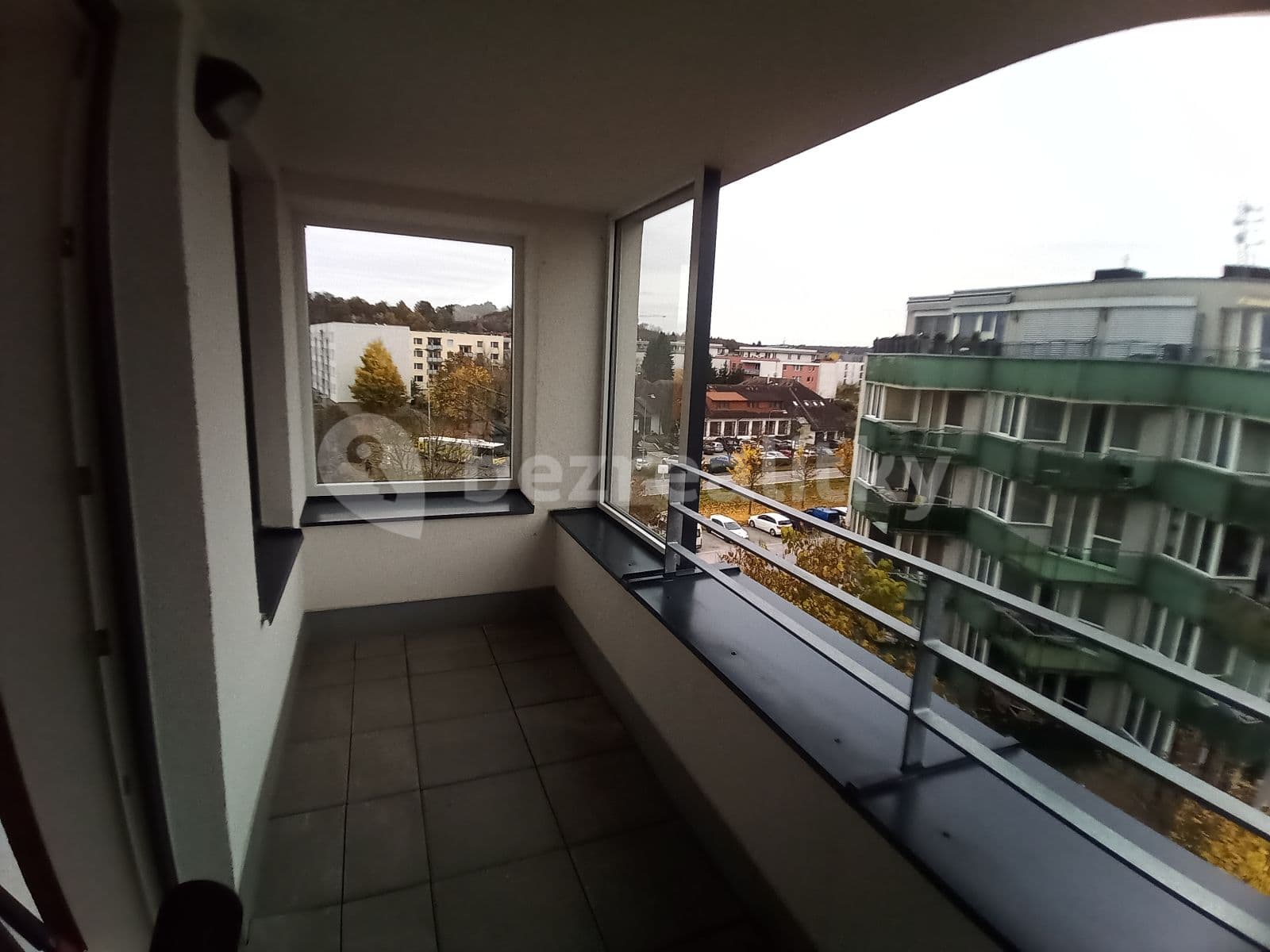 Pronájem bytu 2+kk 56 m², Ve Stromovce, Hradec Králové, Královéhradecký kraj Pronájem bytu 2+kk 56 m², Ve Stromovce, Hradec Králové, Královéhradecký kraj