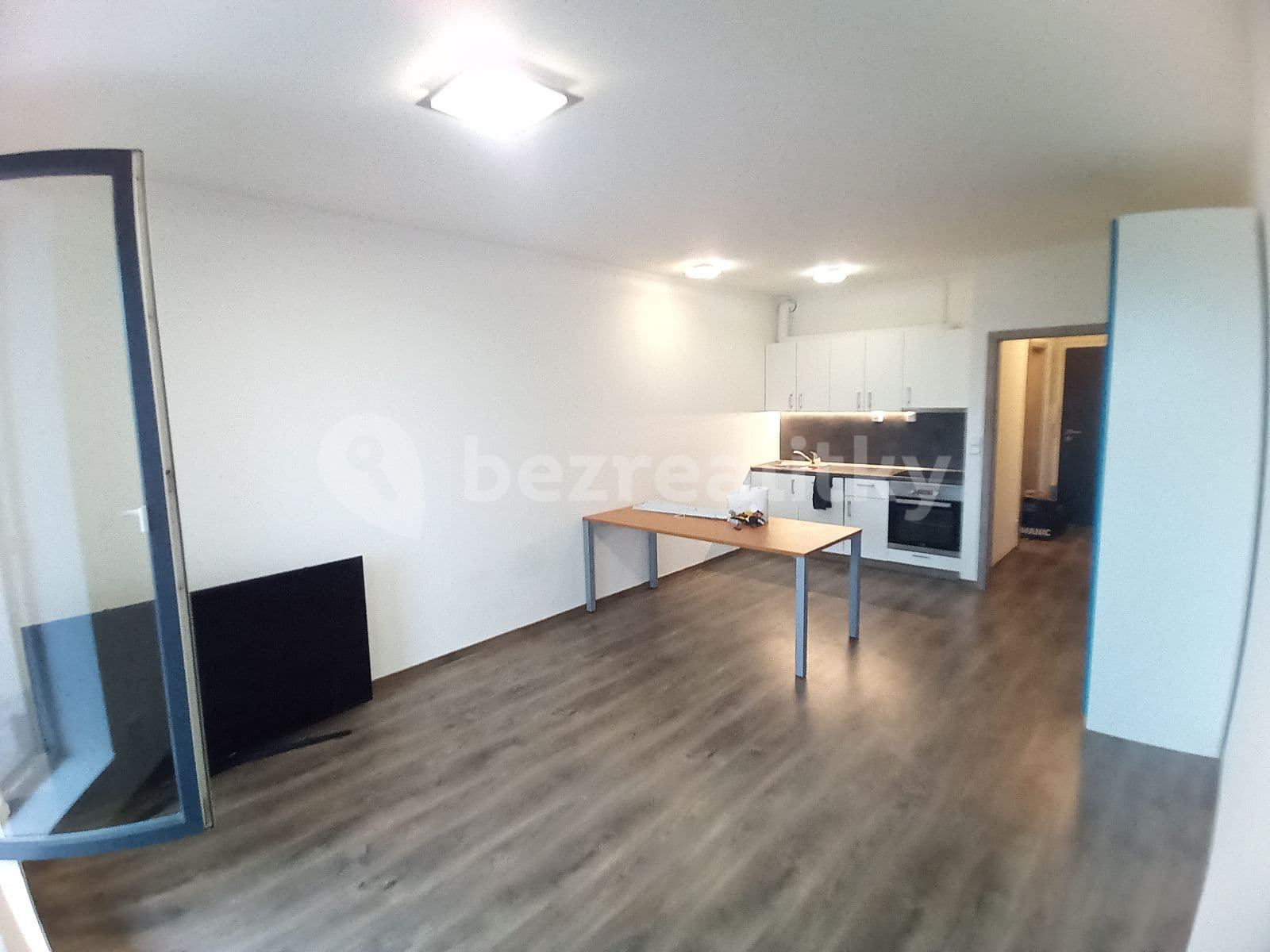 Pronájem bytu 2+kk 56 m², Ve Stromovce, Hradec Králové, Královéhradecký kraj Pronájem bytu 2+kk 56 m², Ve Stromovce, Hradec Králové, Královéhradecký kraj