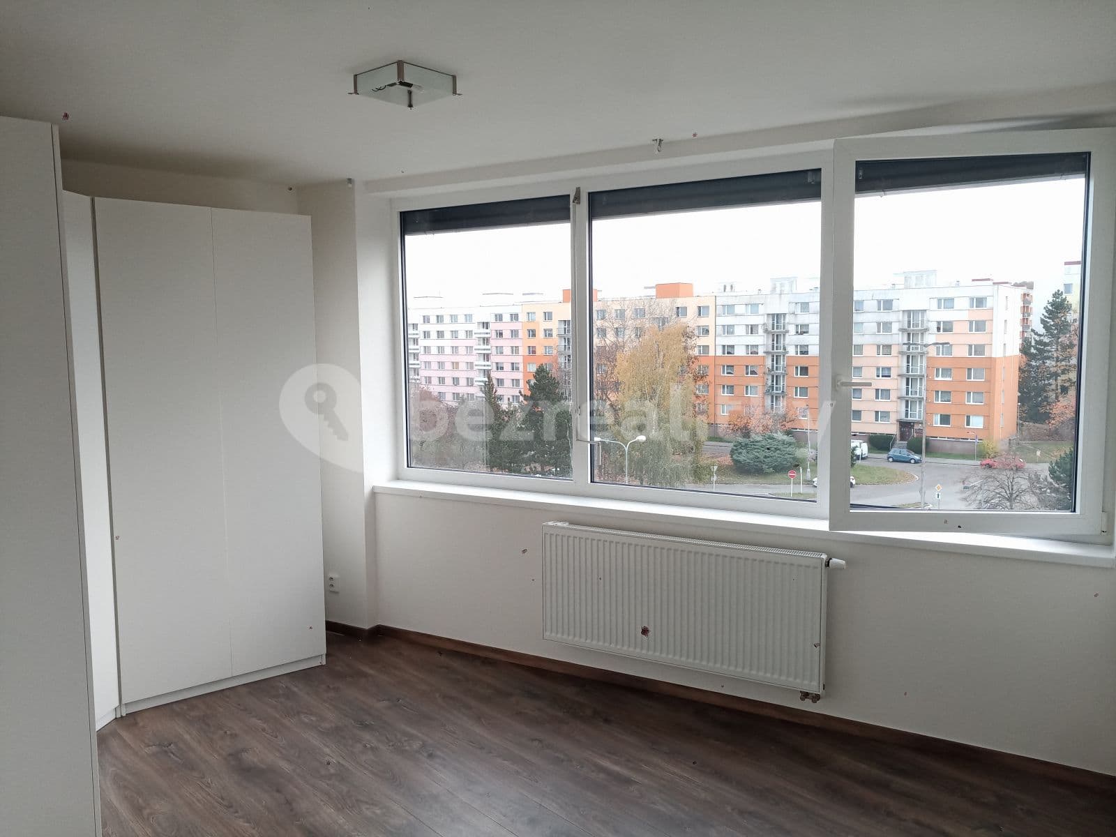 Pronájem bytu 2+kk 56 m², Ve Stromovce, Hradec Králové, Královéhradecký kraj Pronájem bytu 2+kk 56 m², Ve Stromovce, Hradec Králové, Královéhradecký kraj