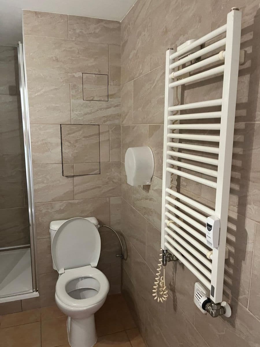 Pronájem bytu 1+kk 34 m², Sluneční náměstí, Praha, Praha Pronájem bytu 1+kk 34 m², Sluneční náměstí, Praha, Praha
