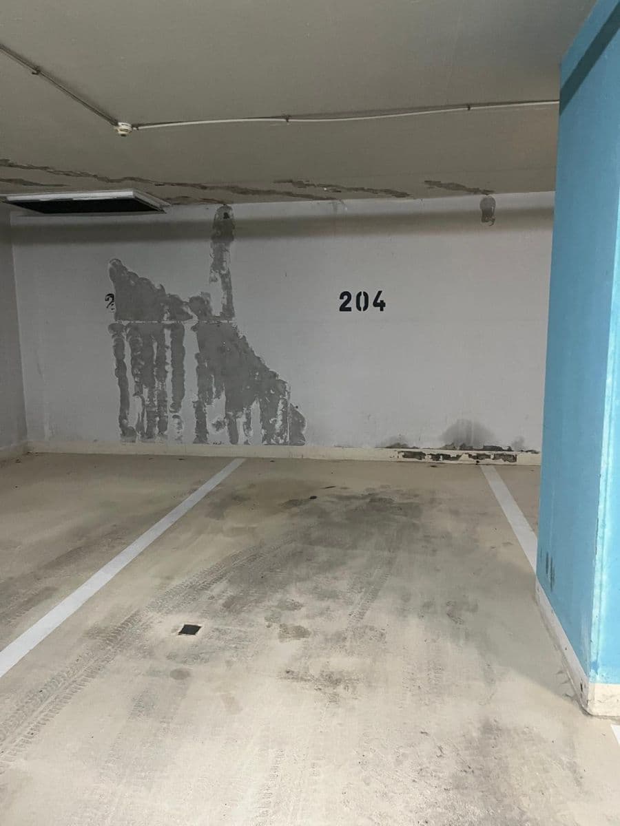 Pronájem bytu 1+kk 34 m², Sluneční náměstí, Praha, Praha Pronájem bytu 1+kk 34 m², Sluneční náměstí, Praha, Praha