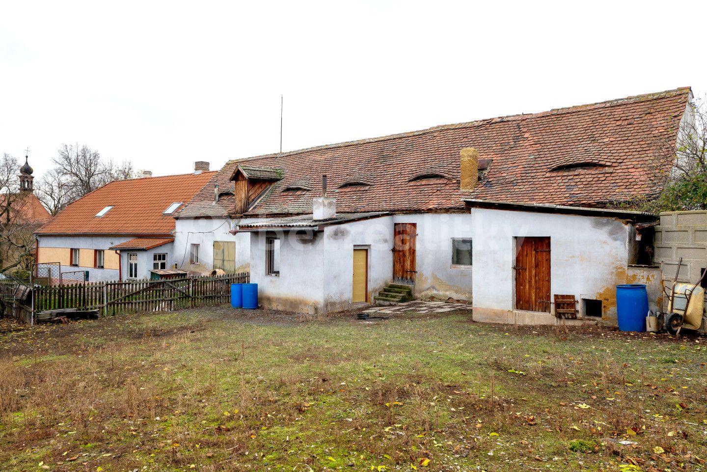 Prodej domu 200 m², pozemek 2.047 m², Podbořany, Ústecký kraj