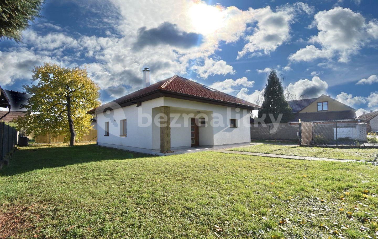 Prodej domu 140 m², pozemek 514 m², Vraňany, Středočeský kraj