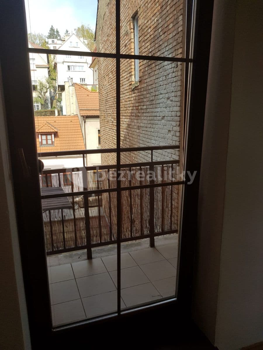 Pronájem bytu 1+kk 35 m², Na Vinohradu, Praha, Praha Pronájem bytu 1+kk 35 m², Na Vinohradu, Praha, Praha