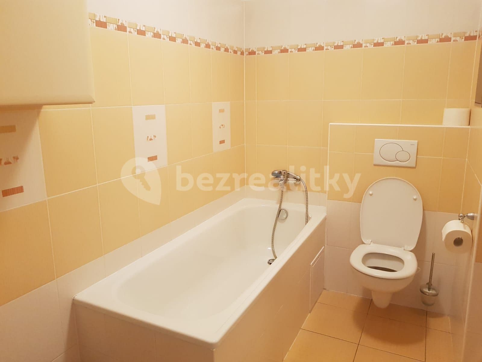Pronájem bytu 1+kk 35 m², Na Vinohradu, Praha, Praha Pronájem bytu 1+kk 35 m², Na Vinohradu, Praha, Praha