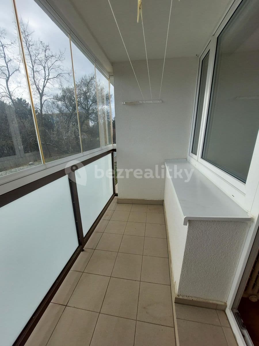 Pronájem bytu 1+kk 37 m², Branislavova, Beroun, Středočeský kraj Pronájem bytu 1+kk 37 m², Branislavova, Beroun, Středočeský kraj