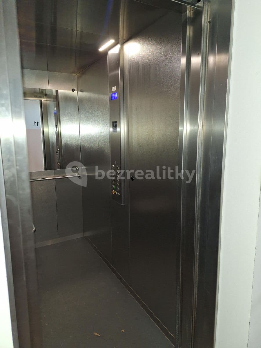 Pronájem bytu 2+kk 45 m², Frýdlantská, Praha, Praha Pronájem bytu 2+kk 45 m², Frýdlantská, Praha, Praha