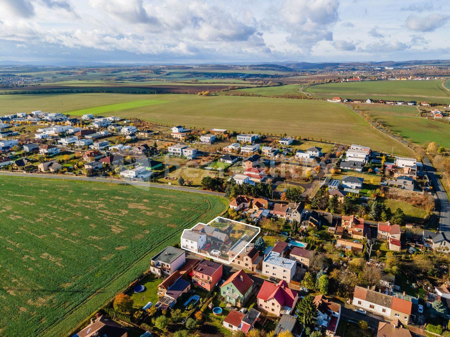 Prodej pozemku 1.047 m², Do Vršku, Zbuzany, Středočeský kraj