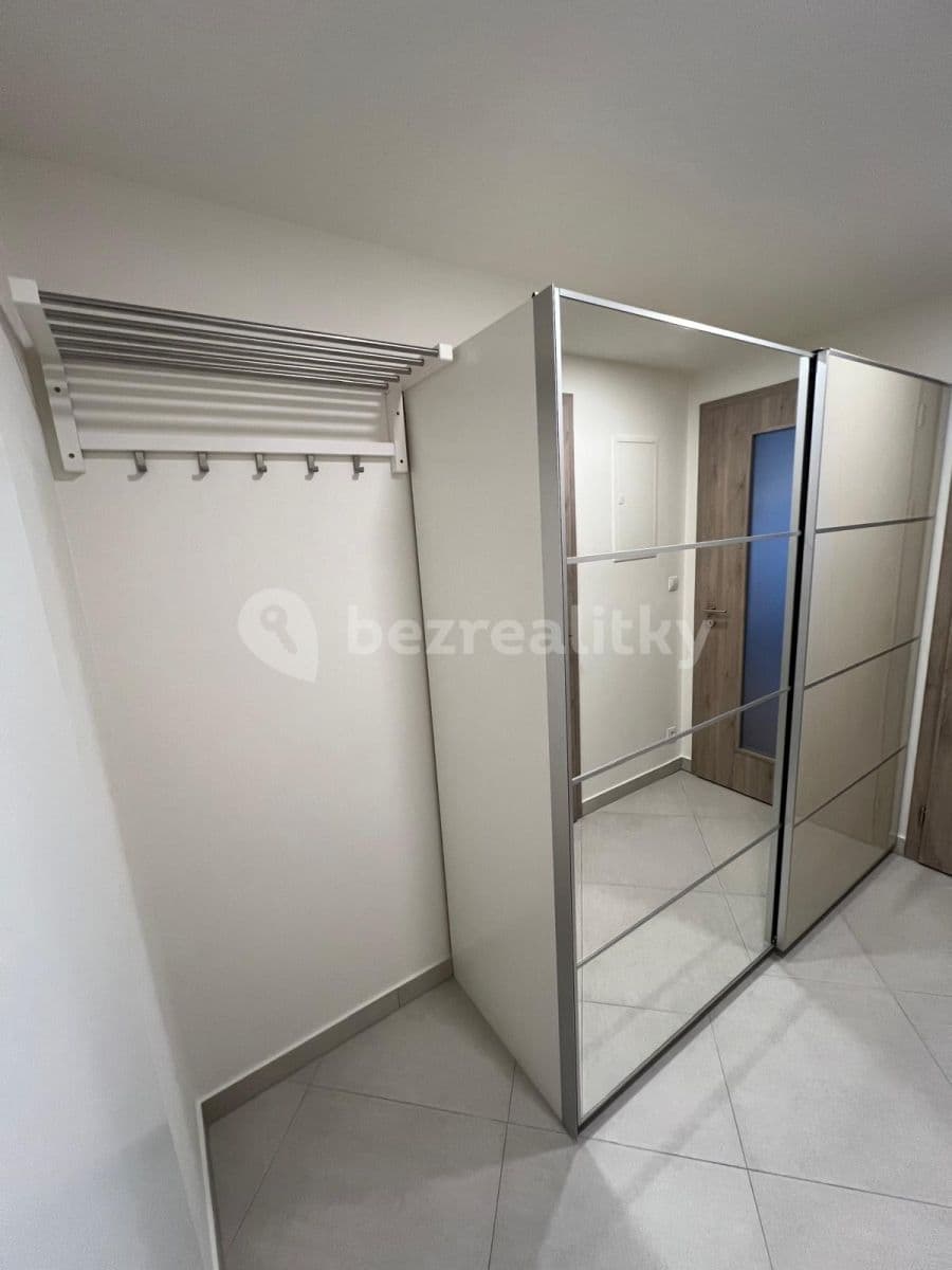 Pronájem bytu 1+kk 35 m², Do Zahrádek Ⅰ, Praha, Praha Pronájem bytu 1+kk 35 m², Do Zahrádek Ⅰ, Praha, Praha