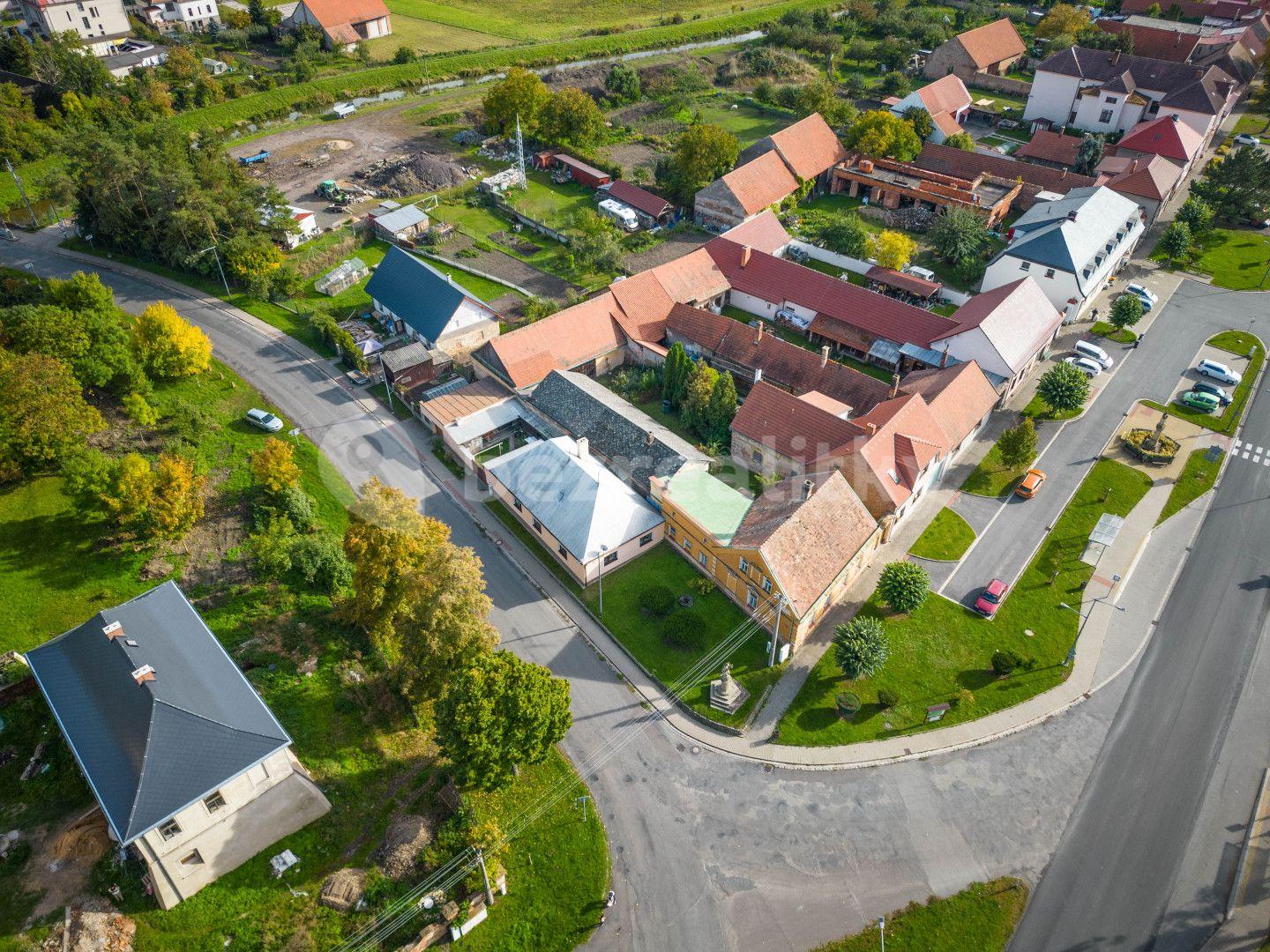 Prodej domu 180 m², pozemek 1.434 m², Náměstí, Křinec, Středočeský kraj