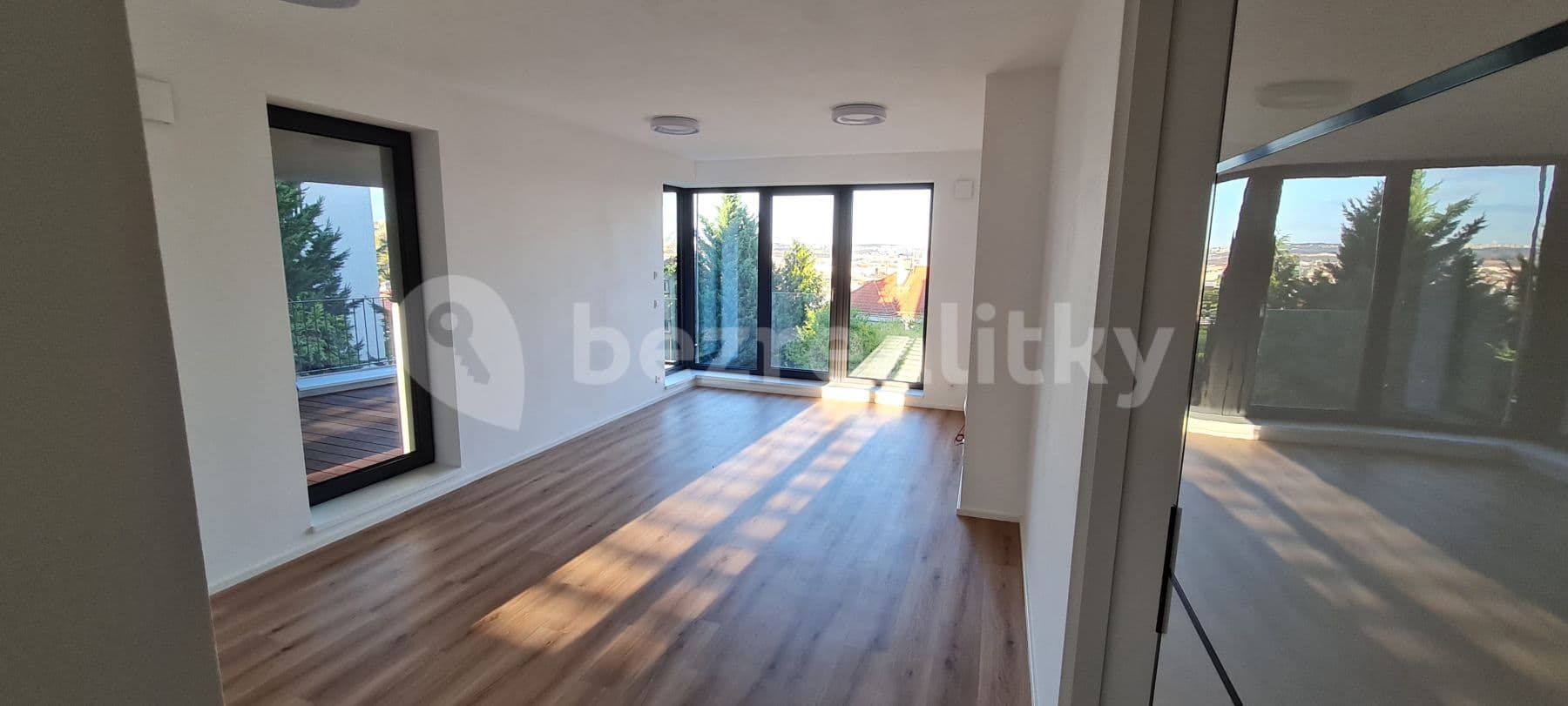 Pronájem bytu 3+kk 73 m², Pod Kesnerkou, Praha, Praha Pronájem bytu 3+kk 73 m², Pod Kesnerkou, Praha, Praha
