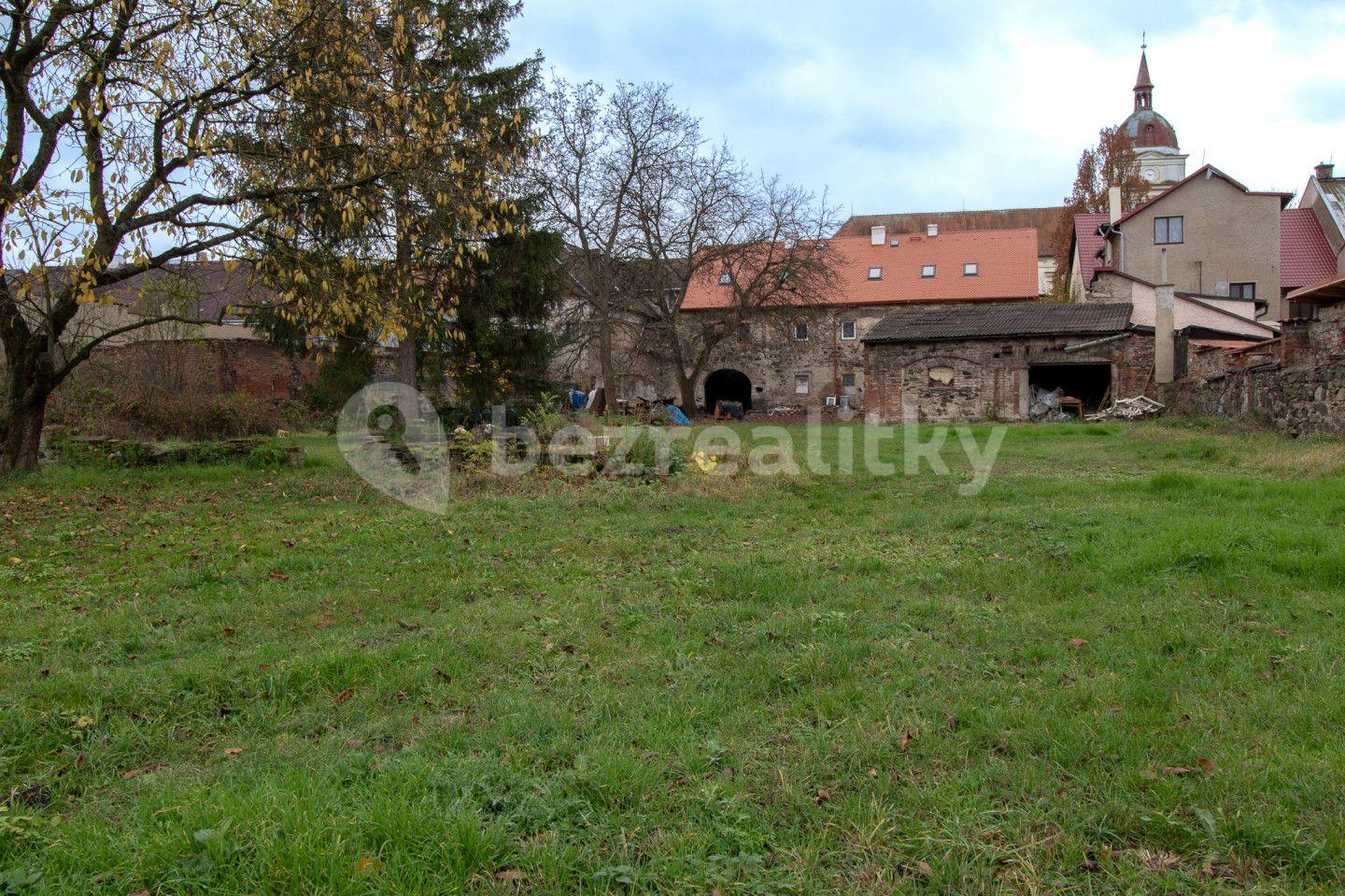 Prodej domu 360 m², pozemek 3.616 m², Husovo náměstí, Chabařovice, Ústecký kraj