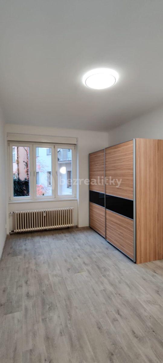Pronájem bytu 1+kk 26 m², Strojnická, Praha, Praha