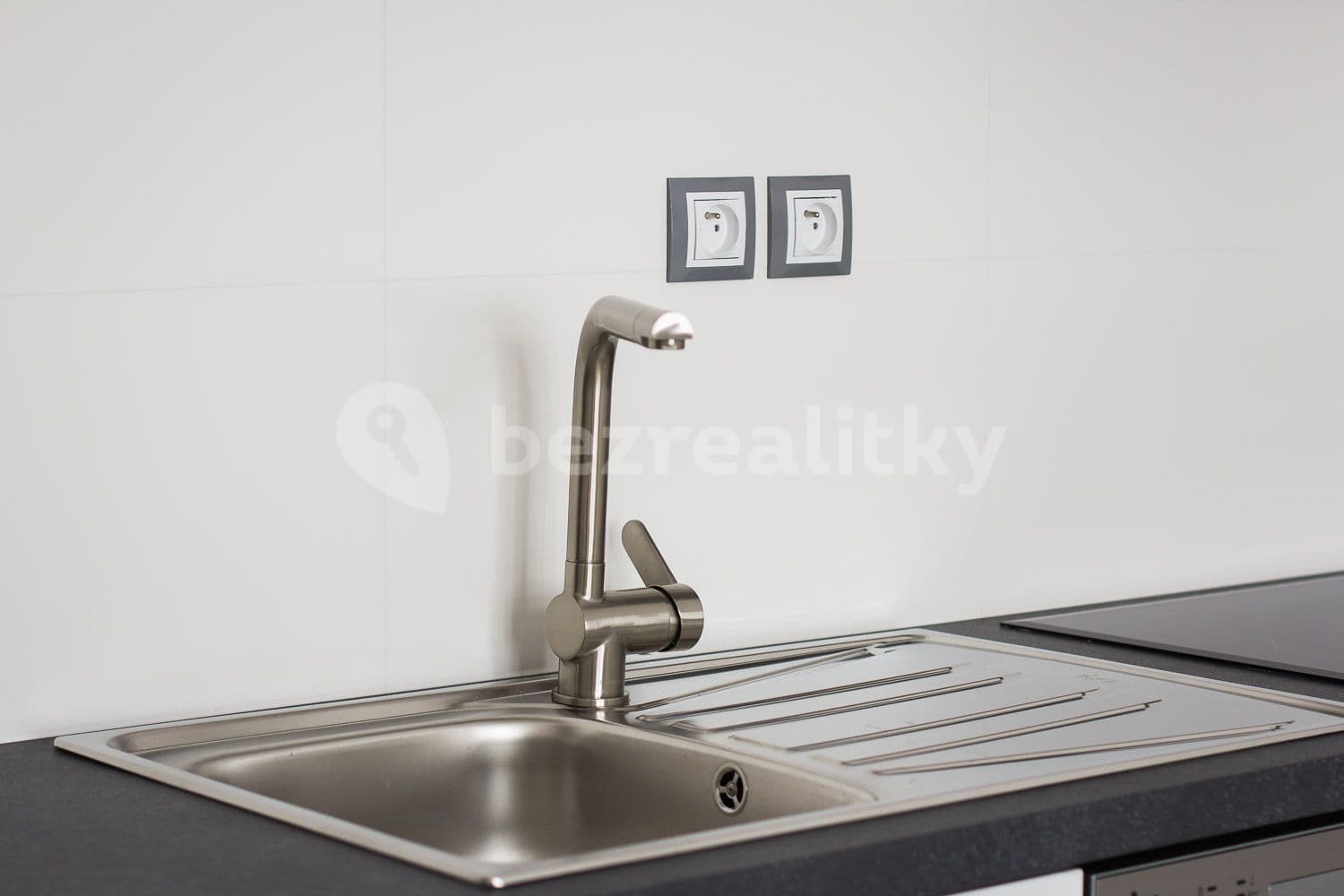 Pronájem bytu 3+kk 60 m², Neklanova, Praha, Praha Pronájem bytu 3+kk 60 m², Neklanova, Praha, Praha